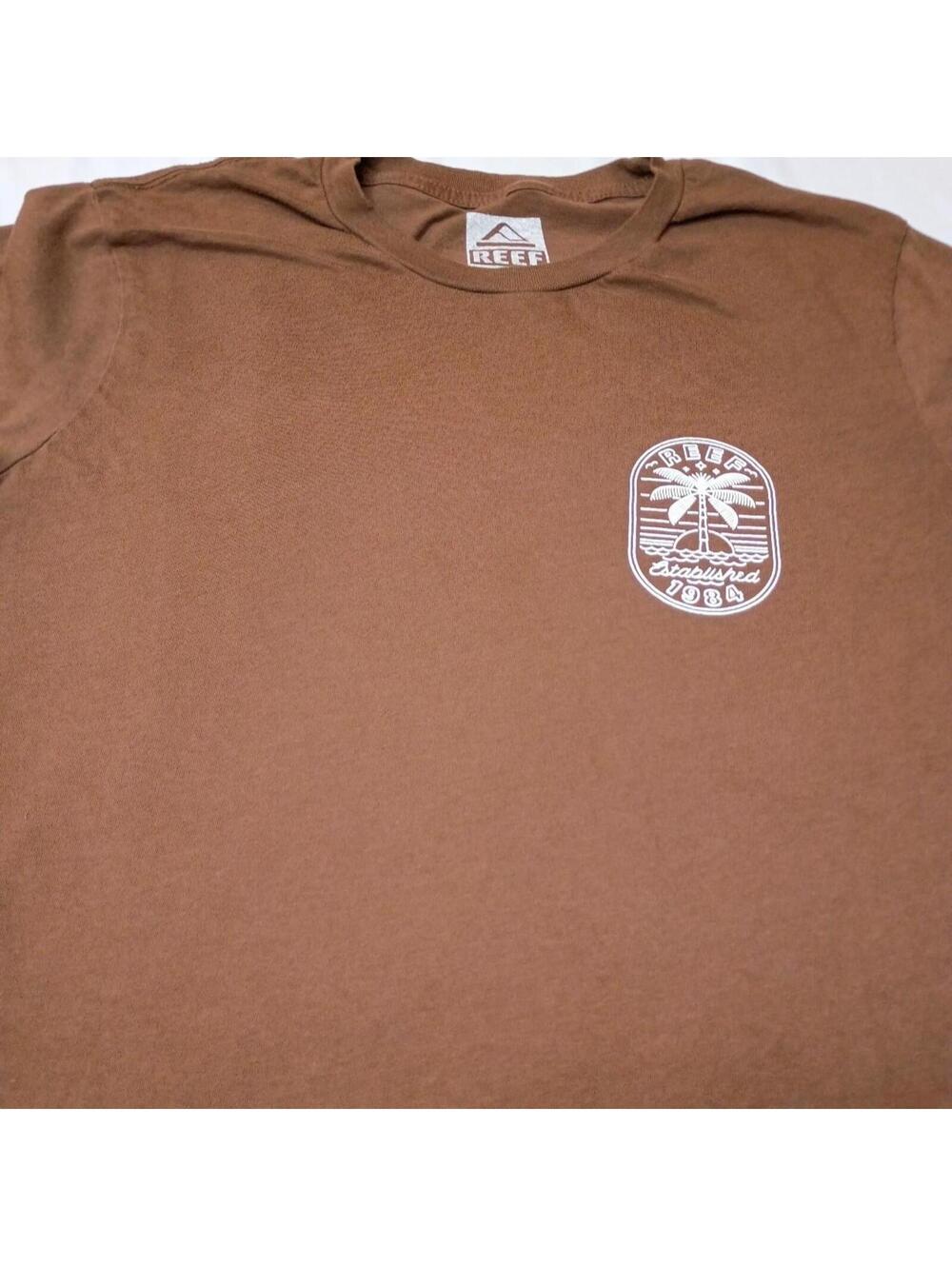 Reef Men's Brown and Tan Tshirt